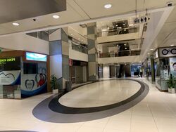 Peninsula Plaza (D6), Retail #615042651